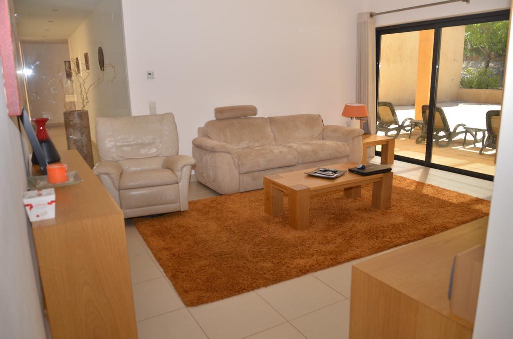 Casa Santana Villa Lagos